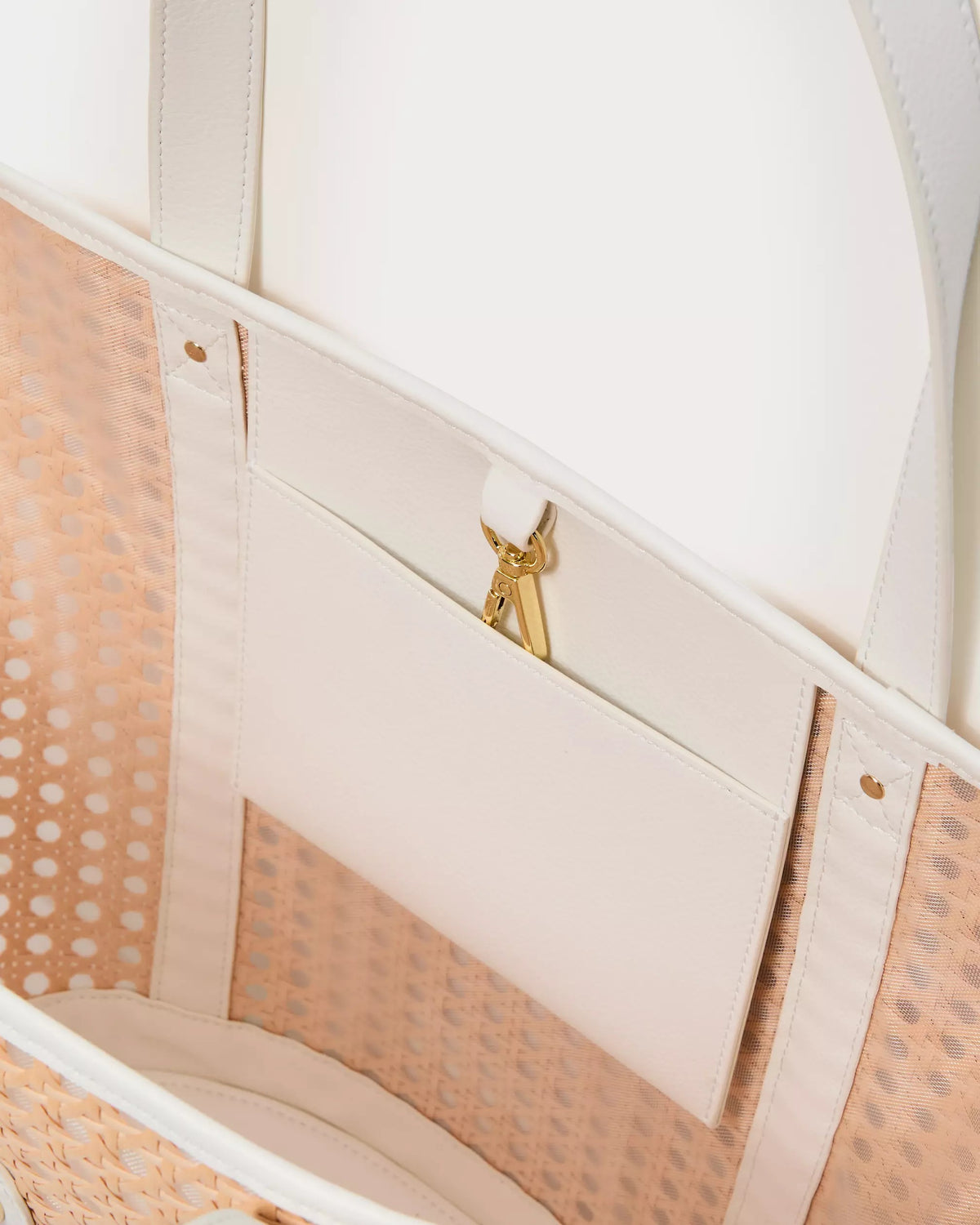 Wintour Cane Tote | Lilly Pulitzer Accessories