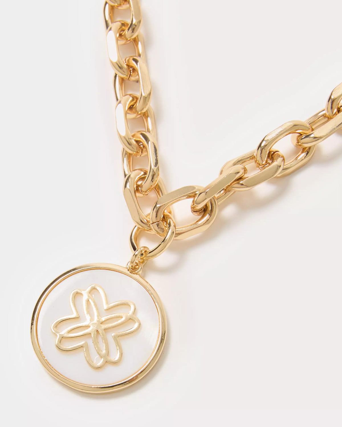 Logo Pendant Necklace | Lilly Pulitzer Accessories